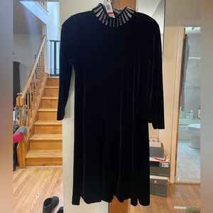 NWT ALFANI BEADED COLLAR SHIFT DRESS